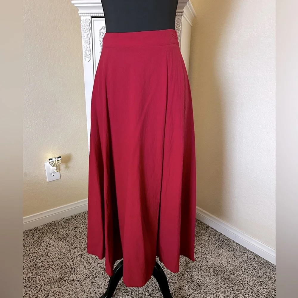 SHEIN Red Skirt - Picture 4 of 6